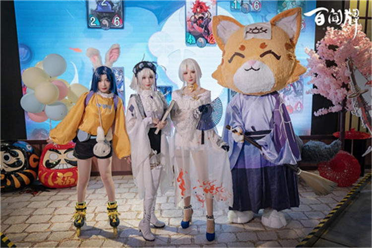 现世下一站!《阴阳师:百闻牌》携荒、不知火异画cos降临ChinaJoy2020